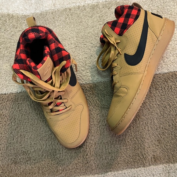 Size 10 nike Air Force one Tan color with red and black checkered design - Picture 4 of 4